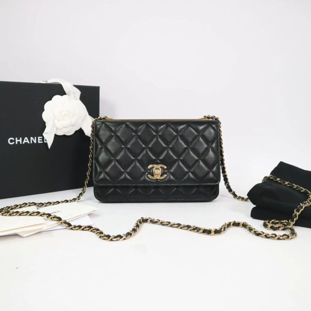 Chanel Women Pre-Loved Bag Very Good Condition